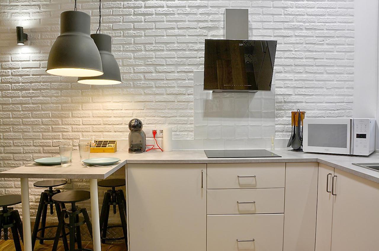 Apartsuite B&R Triana Arellano Sevilla Exteriör bild